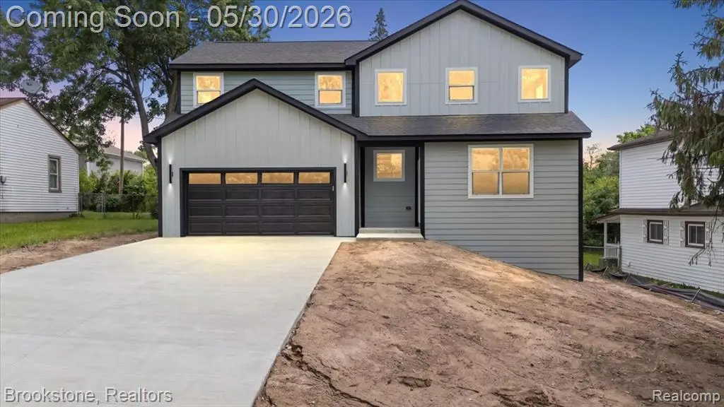 1085 Tecumseh, Waterford, MI 48327 - #1