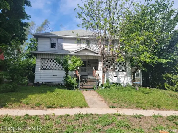 2419 North, Port Huron, MI 48060