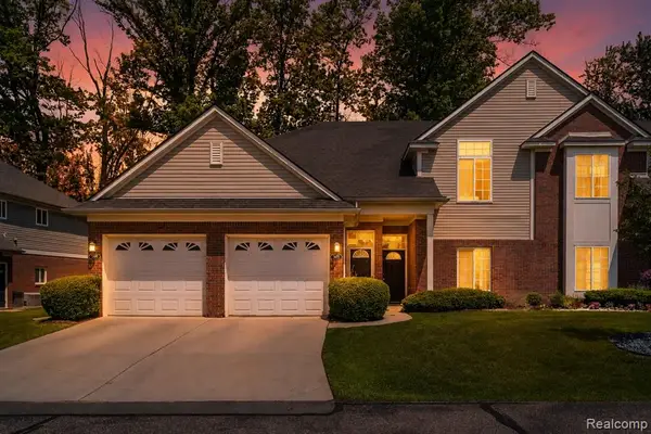 3695 Eagle Creek, Shelby Twp, MI 48317