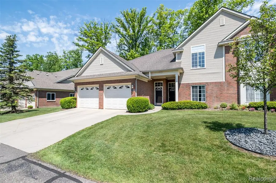 3695 Eagle Creek, Shelby, MI 48317 - #3