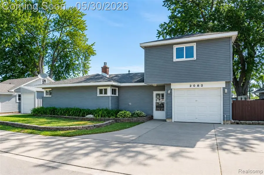 2082 Kingston, White Lake, MI 48386 - #3