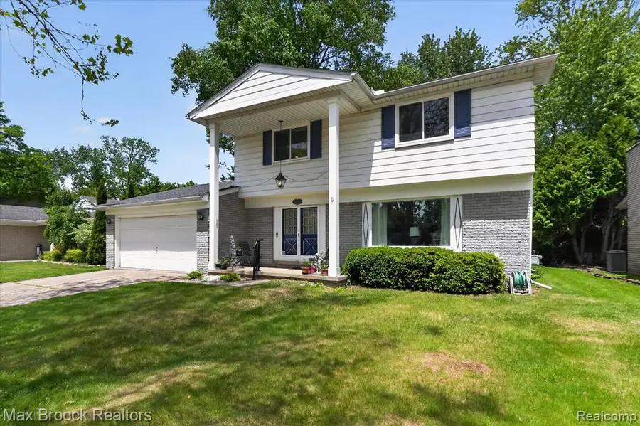30195 Pleasant, Southfield, MI 48076 - #3