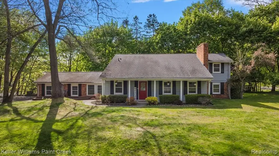 5795 Thorny Ash, Rochester, MI 48306 - #2