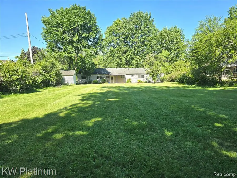 5860 John R, Troy, MI 48085 - #3