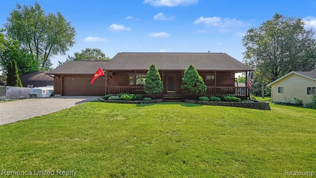 339 S Collins, Fowlerville, MI 48836 - #1