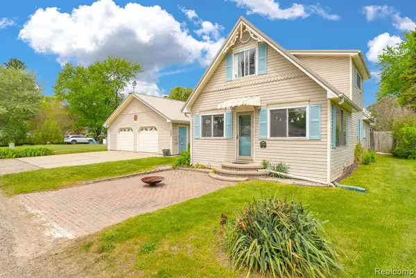 7489 Aspen, Lexington, MI 48450