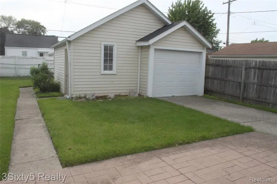 3184 20th, Wyandotte, MI 48192 - #3