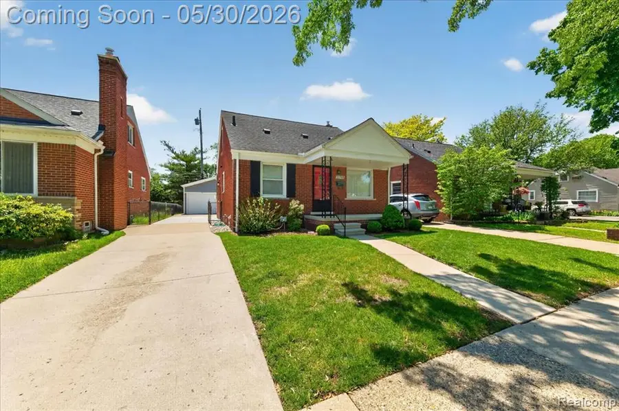 21700 Trombly, Saint Clair Shores, MI 48080 - #3