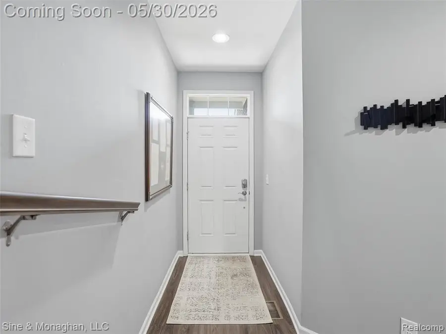 24827 Ivy, Novi, MI 48375 - #3