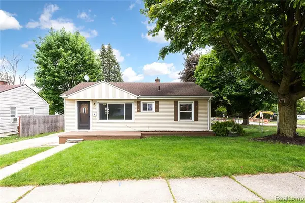 449 Burton, Ypsilanti, MI 48197