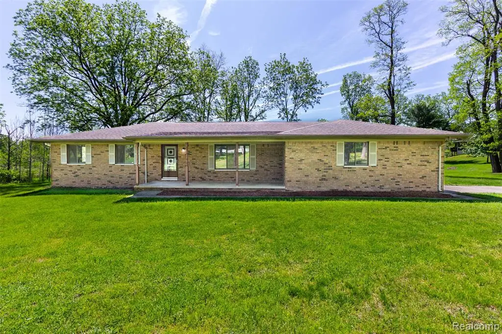 2875 Auten, Ortonville, MI 48462 - #1