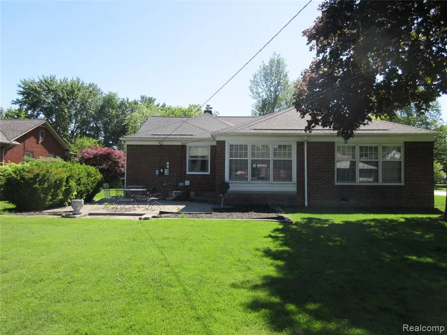 28325 Elmdale, Saint Clair Shores, MI 48081 - #2