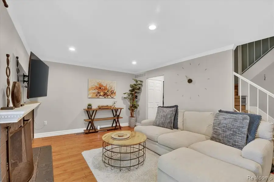 1900 Wickham, Royal Oak, MI 48073 - #3