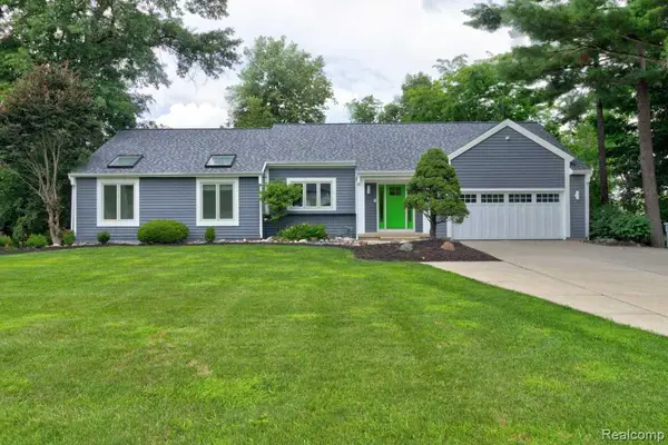 2973 Thorncrest, Grand Rapids, MI 49546