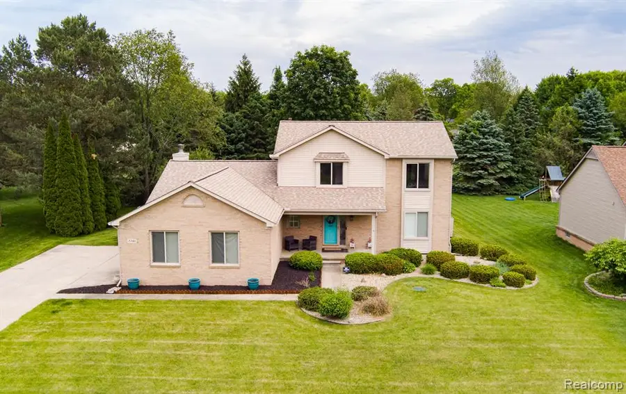 2241 Elkridge, Highland, MI 48356 - #3