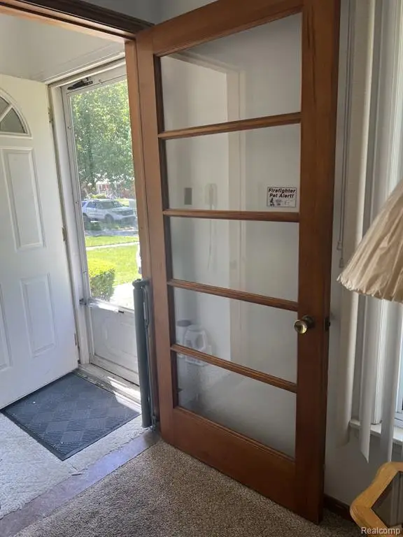 8460 Riverview, Dearborn Heights, MI 48127 - #3