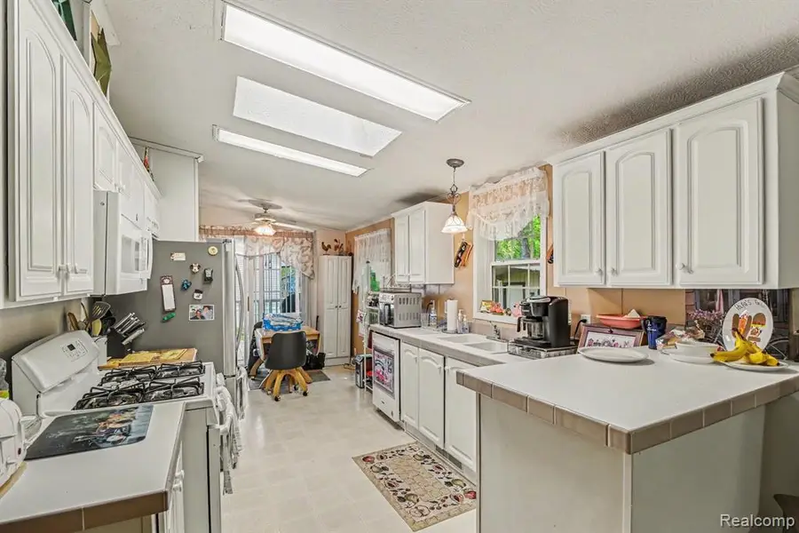 326 Basket Br, Oxford, MI 48371 - #3