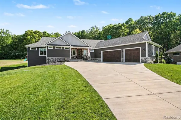 4112 Prairie Rose, Howell, MI 48843