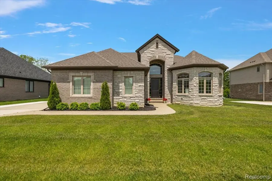 7659 Crimson, Utica, MI 48316 - #2
