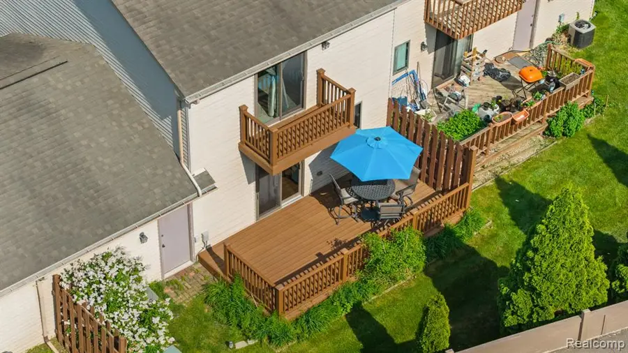 299 Wind Way, Walled Lake, MI 48390 - #3