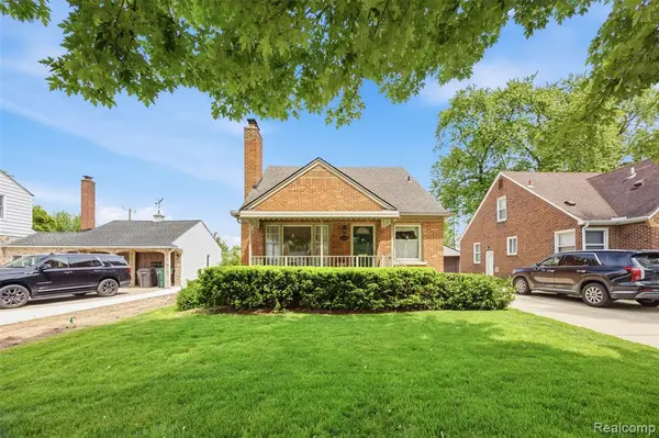 1304 N Vernon, Dearborn, MI 48128
