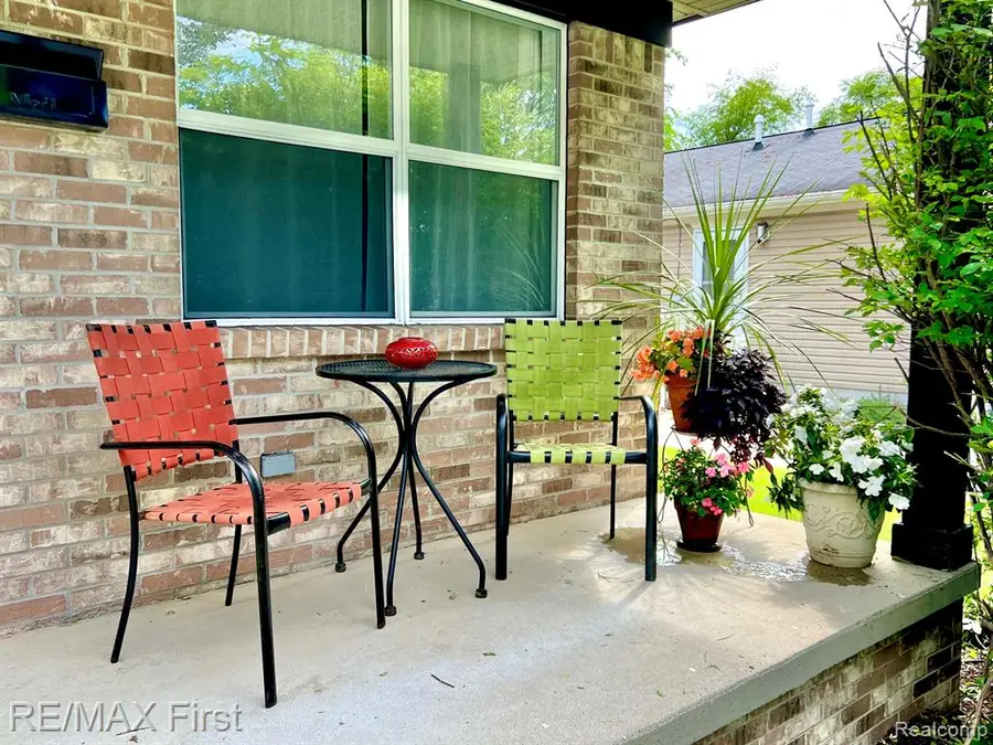 1650 Woodward Hts, Ferndale, MI 48220 - #2