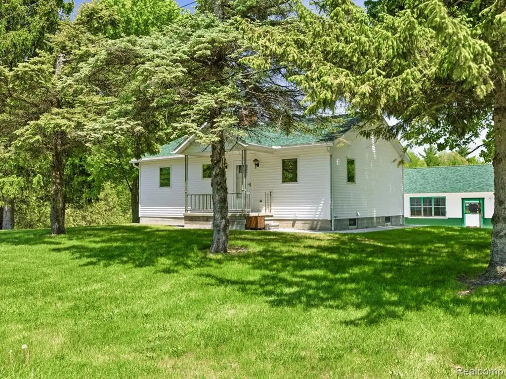 2482 Range, Port Huron, MI 48060 - #1