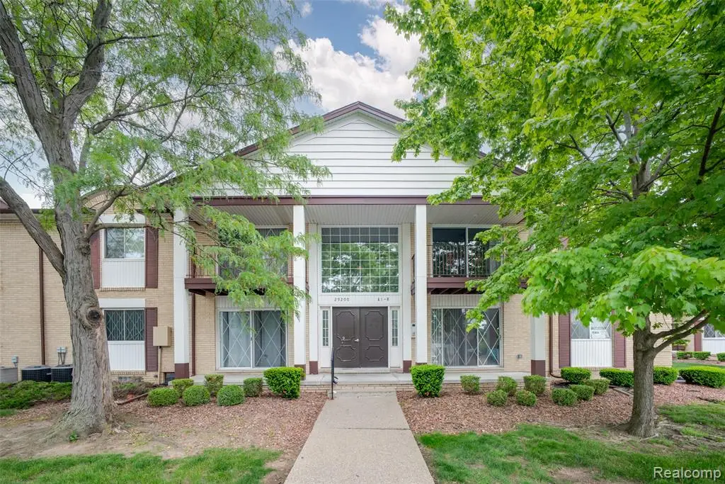 29200 Gloede #139, Warren, MI 48088 - #1