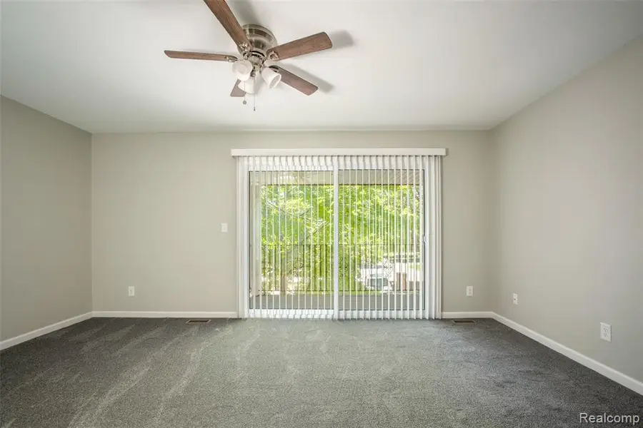 29200 Gloede #139, Warren, MI 48088 - #3