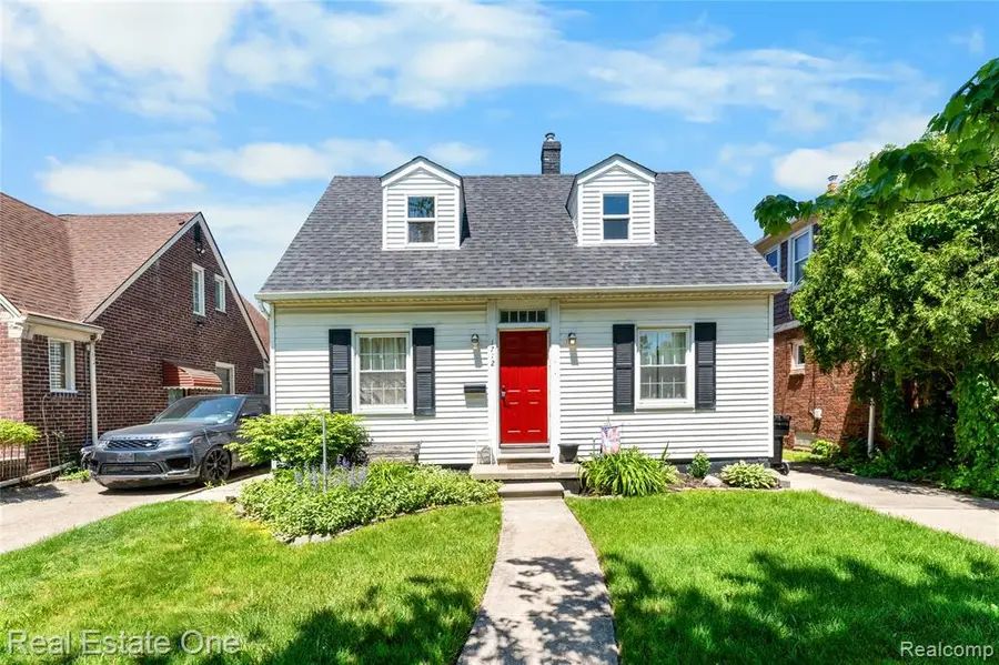 1712 Ash, Wyandotte, MI 48192 - #2