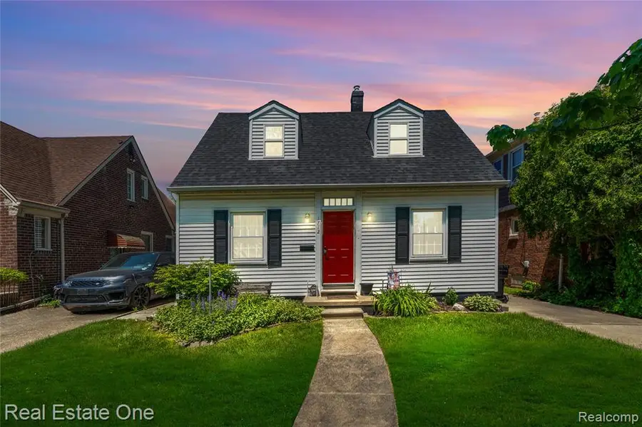 1712 Ash, Wyandotte, MI 48192 - #3