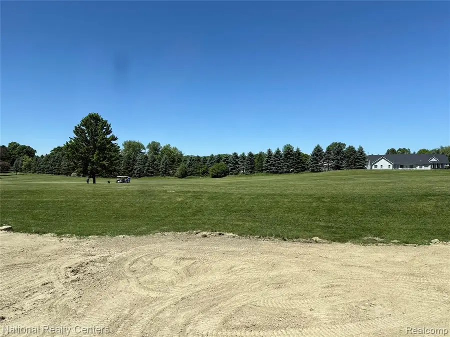 305 Devonshire #8, Lapeer, MI 48446 - #3
