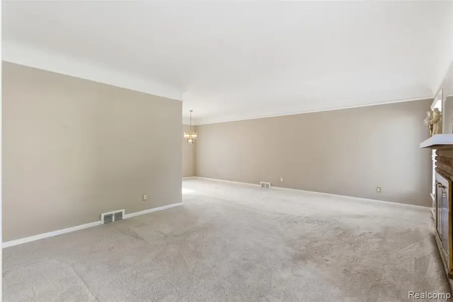 26347 Woodworth, Dearborn Heights, MI 48127 - #2
