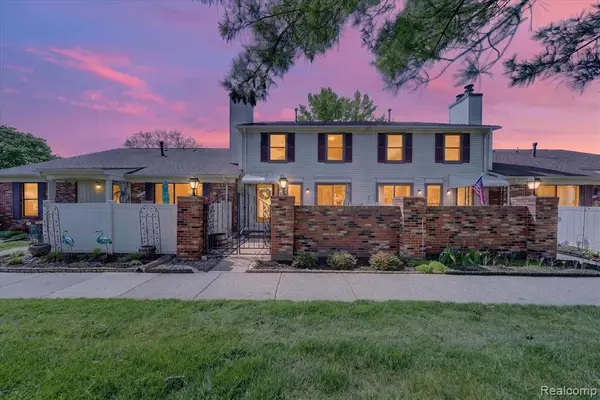38969 Golfview #95, Clinton Township, MI 48038