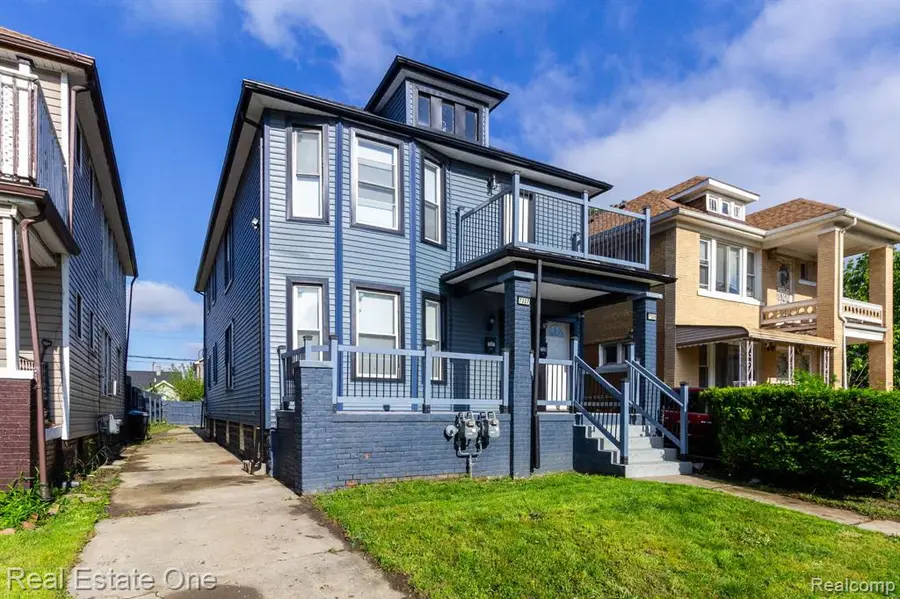 7327 American, Detroit, MI 48210 - #2