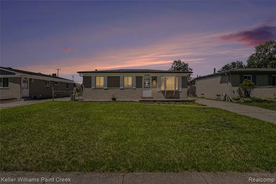 37125 Carpathia, Sterling Heights, MI 48310 - #2