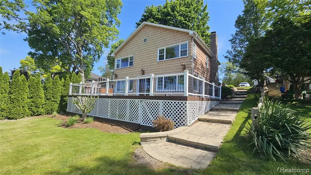 9619 Portage Lake, Pinckney, MI 48169 - #1