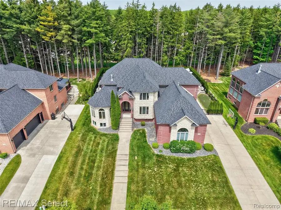 3334 Creekview, Davison, MI 48423 - #3