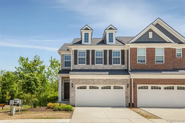 43583 Chancellor, Novi, MI 48375