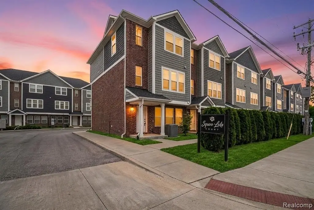 2925 Square Lake Court, Troy, MI 48085 - #1