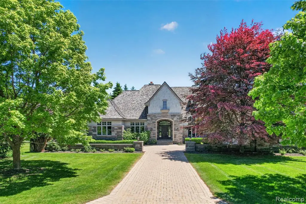 2951 Turtle Pond, Bloomfield Hills, MI 48302 - #1