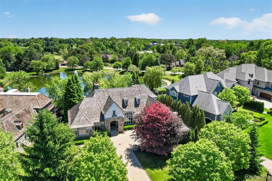 2951 Turtle Pond, Bloomfield Hills, MI 48302 - #2