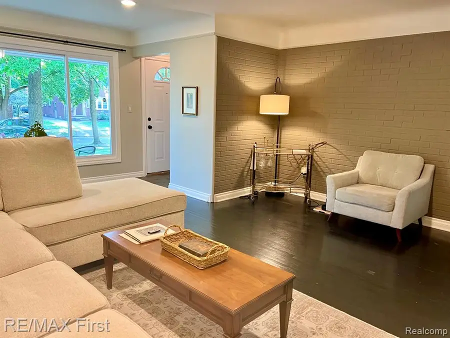 908 Marywood, Royal Oak, MI 48067 - #3