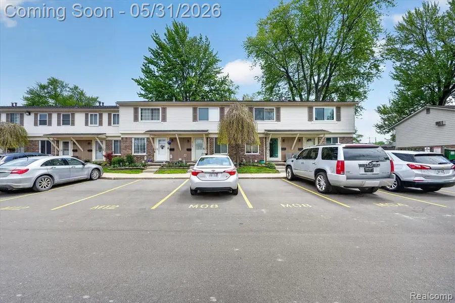 39700 Manor #10, Harrison Township, MI 48045 - #2
