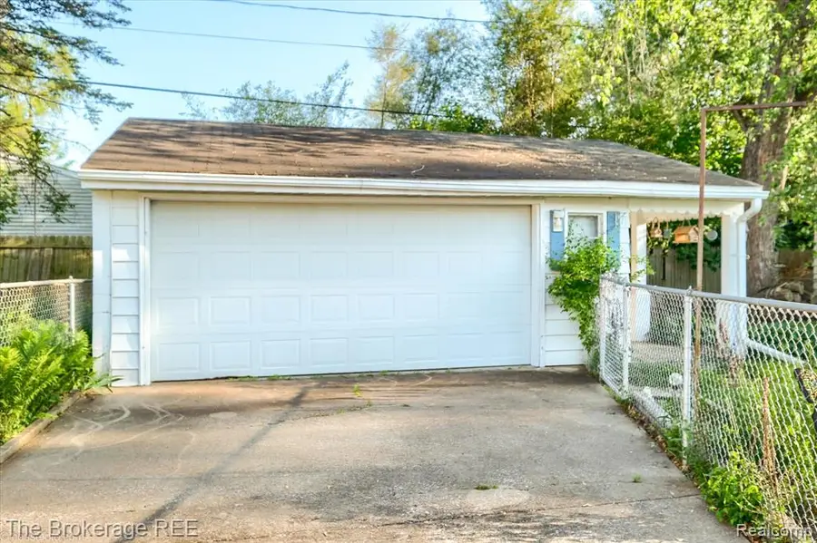 2822 Epsilon, Flint, MI 48506 - #2