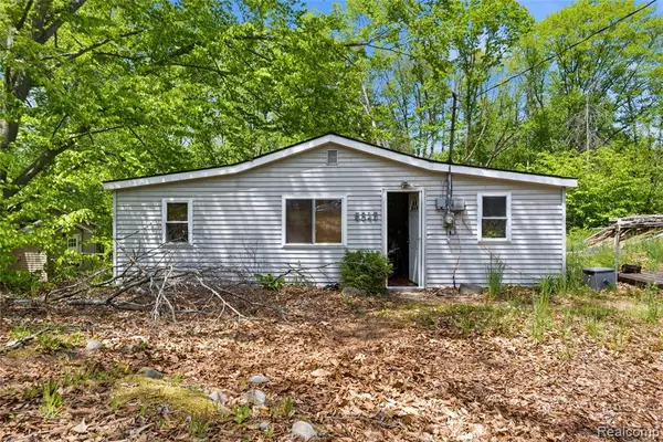 5842 Woodland, Lake, MI 48632