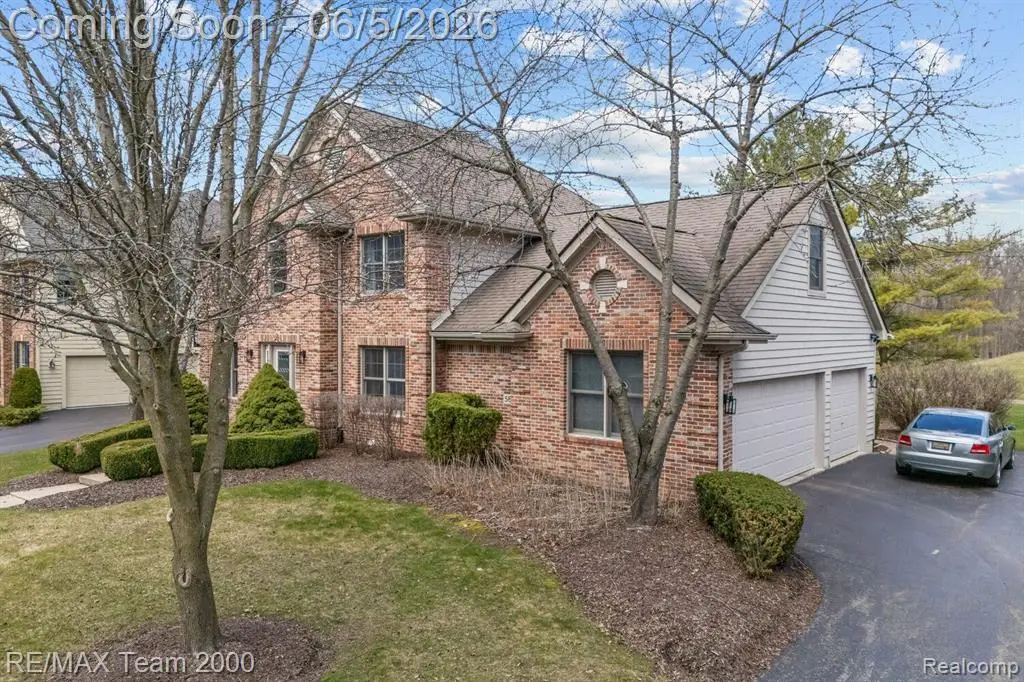 5681 Woodfield, Grand Blanc, MI 48439 - #1