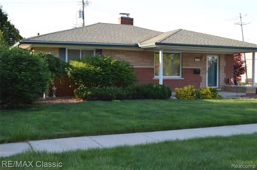 26006 S Elsinore, Redford, MI 48239 - #2