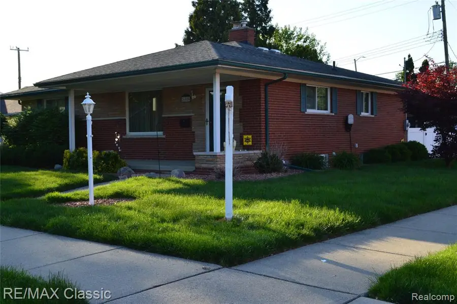 26006 S Elsinore, Redford, MI 48239 - #3