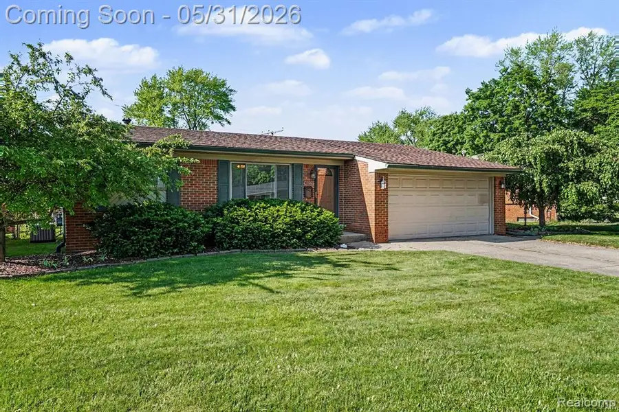 39227 Farmhill, Sterling Heights, MI 48313 - #3